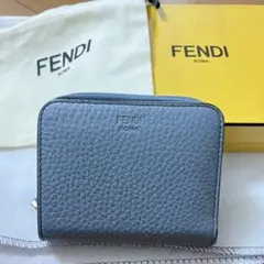 FENDI ピーカブー ジップアラウンド財布 ミディアム