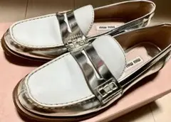 Item thumbnail for item 13b83bc8-7e70-4816-a420-8f0a7b5a6b76