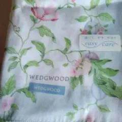 WEDGWOOD 花柄ハンカチバーバリーハンカチ