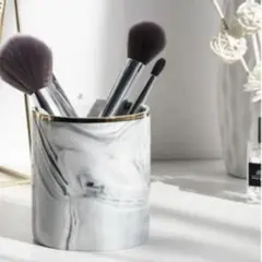 Item thumbnail for item 61a655e1-c688-4d77-ba7f-108f093cc66d