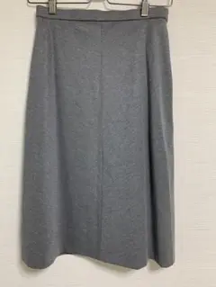 【自由区】美品　ひざ丈スカート　セミフレア　オールシーズン　グレー　Mサイズ