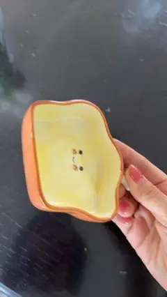 トースト型の顔皿