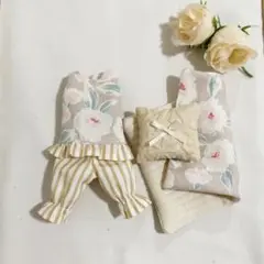 リカちゃんサイズ パジャマセットベージュ 花柄 ストライプ