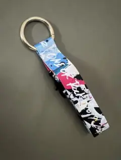 美品　ONE OK ROCK マルチキーホルダー