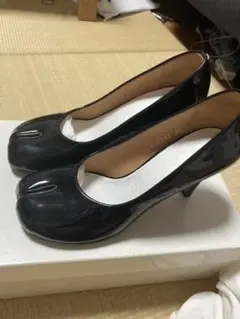 美品メゾン マルジェラ 足袋 タビ パテントレザー パンプス 36 黒