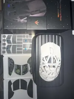 WLmouse BeastX MAX milkywhite