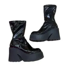 Item thumbnail for item eff70ff8-393c-42f7-8f5b-62b6177747ec