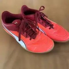 美品！プーマ　トレーニングシューズ　24.5