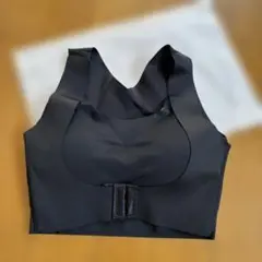 ブラック スポーツブラ Mサイズ