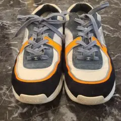 シャネルスニーカー
