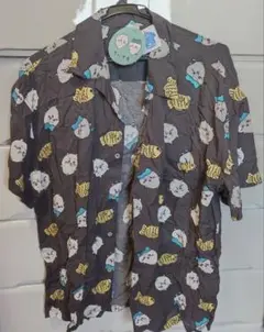 ちいかわ たい焼き 総柄 アロハシャツ Tシャツ　グレー アベイル