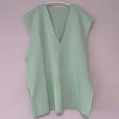 【新品　タグ付き】JAYRO ニットベスト　Mサイズ