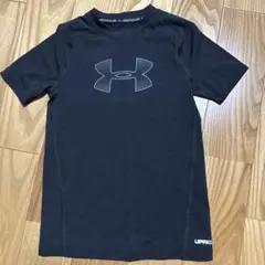 Under Armour ブラック アンダーシャツ UPF30+