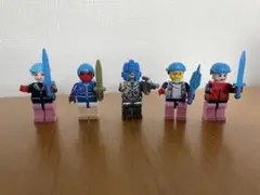 レゴ　ミニフィグ 5体 LEGO ミニフィギュアセット 武器付き