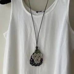 ハンドメイドのペンダント