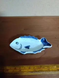 デッドストック！かわいらしい魚形デザインの染付皿2点（検古伊万里九谷 楽天市場】骨董○古伊万里染付鯉文大皿○48cm | 江戸後期-19世紀