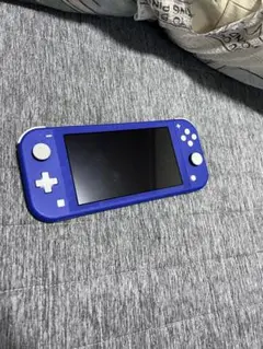 任天堂Switch lite ブルー(ケース付き)