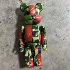 レア！！！　ベアブリック　ファイヤーカモ　bape 100%