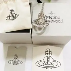 【美品】Vivienne Westwood 3Dスモールオーブペンダント