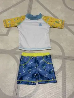 95 ベビー水着　ラッシュガードセット