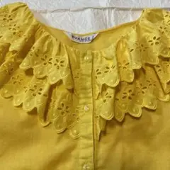 可愛いブラウス