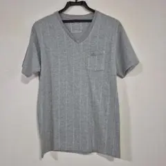 ikka グレーTシャツ