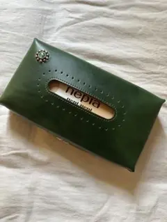 革製のティッシュボックス