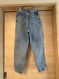 Item thumbnail for item 9e5e8d5f-3ec7-4856-8d43-ff50b8283743