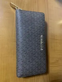 マイケルコース 長財布