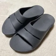ウーフォス oofos ウーアー OOahh リカバリーサンダル24㎝