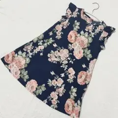 花柄フリルノースリーブワンピース