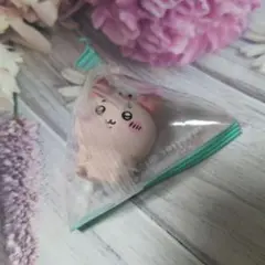 ちいかわ　ミニフィギュア　第5弾　古本屋　カニ　キャンドゥ