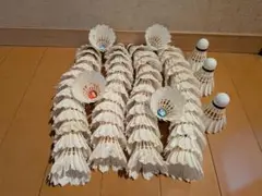 バドミントンシャトル 中古 ５４コ入り