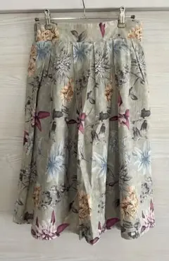 Bou Jeloud スカート　花柄
