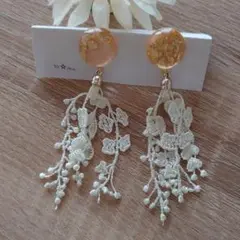 Item thumbnail for item 1553ad67-53b0-421e-b902-e882ad5fd1e1