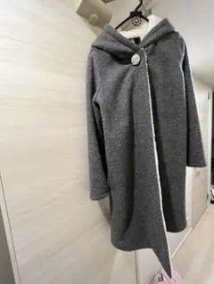 フランシュリッペのビジュー付きコート