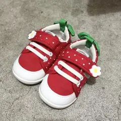 【美品】 バースデイ いちご シューズ 13.5cm