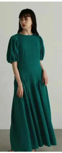 【新品未使用】JILL STUARTシュリンクカットドレス(グリーン/サイズ2)
