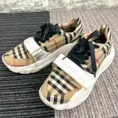 BURBERRY　バーバリー　ノバチェック　スニーカー　ロゴ