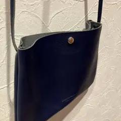 ほぼ未使用⭐︎サビーナドンナ　 本革サコッシュショルダーポシェット
