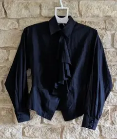 ❣️ブラウス　とても素敵なデザイン　黒色　綿　超美品❣️