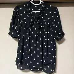 【新品タグ付き】GU黒白水玉リボン付き半袖ブラウス