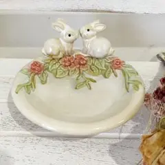 うさぎ　ウサギ　トレー　皿　アクセサリートレー　インテリア　小物置き