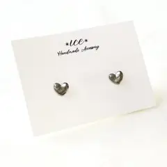 1140◆シルバー　ハート　シンプル　小ぶり　チタンピアス　ハンドメイド