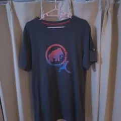 マムート　Tシャツ