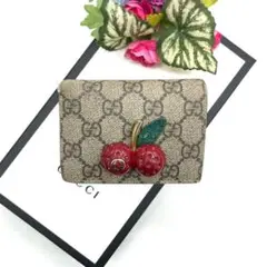 ❤️良品 GUCCI GGスプリーム チェリー コンパクト財布 正規品 鑑定済み❤️