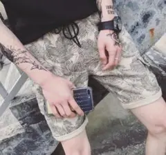 メンズ ボトムス パンツ ショートパンツ ボタニカル カーゴパンツ  モノクロ