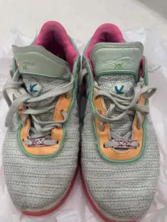 Item thumbnail for item 115630c8-46aa-4e3d-acee-3ed330b3ac81