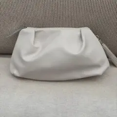 DECORTÉ ホワイト ポーチ　新品未使用