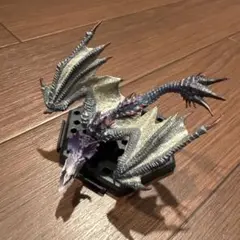 イャンガルルガフィギュア